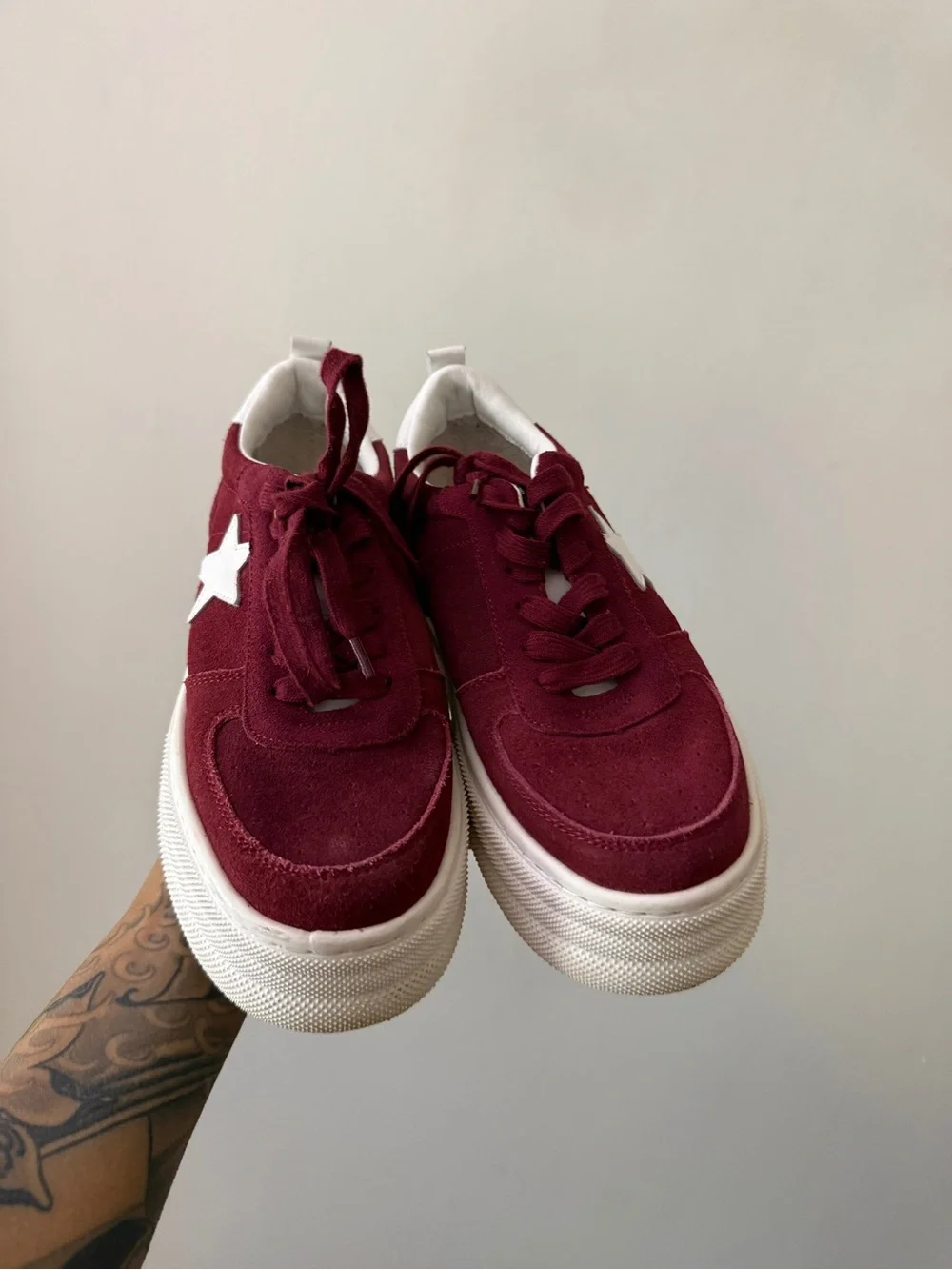 Vintage Havana Hunter Maroon Star Platform Sneakers Retro